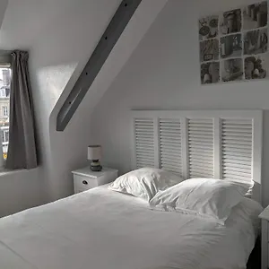 Hotel Contact - Le Lion D'or, Lamballe